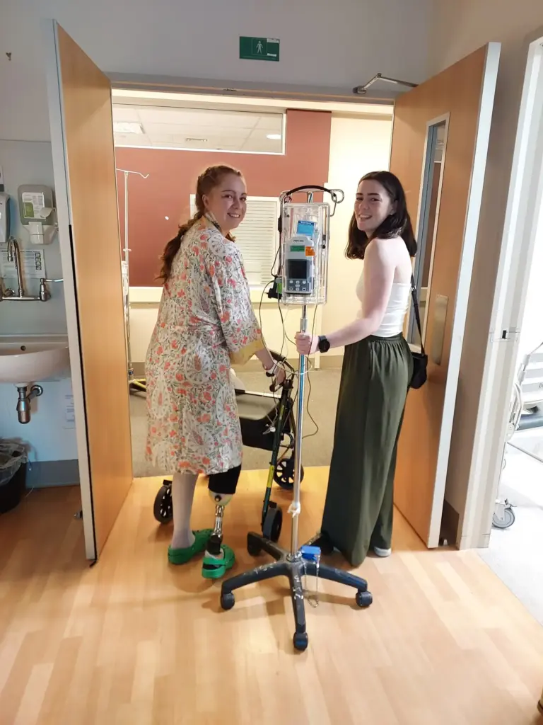 With+new+right+prosthetic+leg